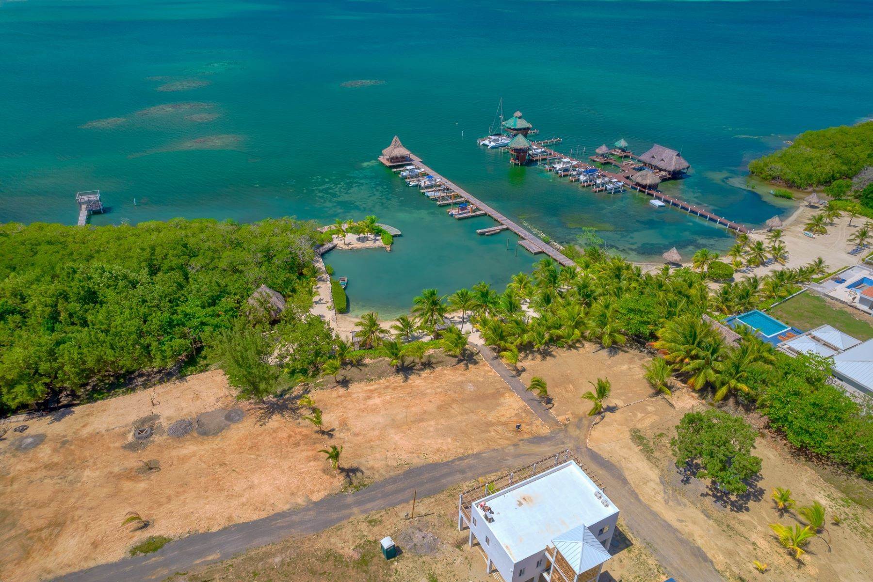 10. Land for Sale at Coral Views Village Beachfront Lot #4B Roatan, Bay Islands 34101 Honduras
