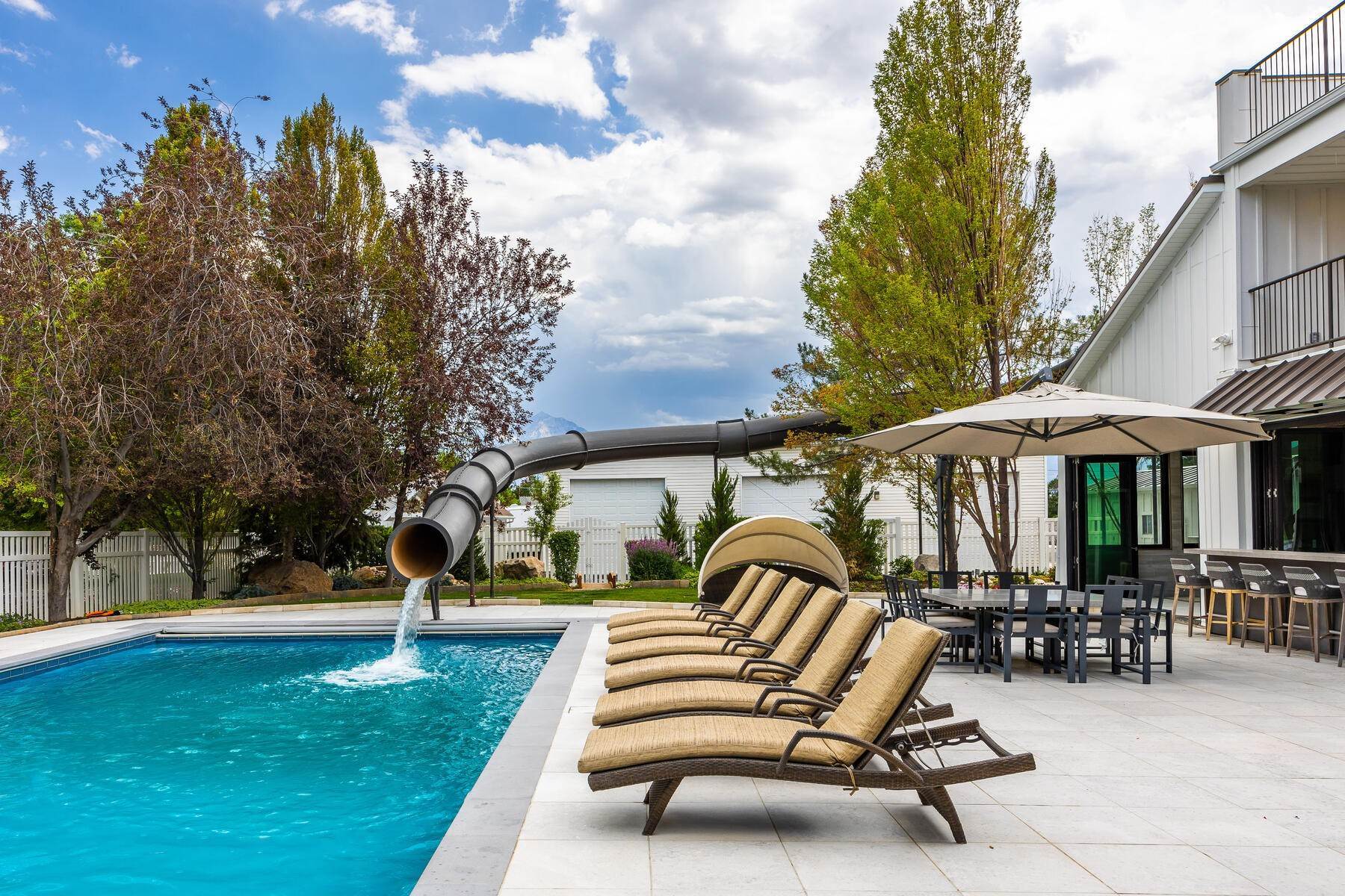 5. Single Family Homes for Sale at Private Luxury Estate With Office and Waterpark 9456 S Redwood Rd South Jordan, Utah 84095 United States