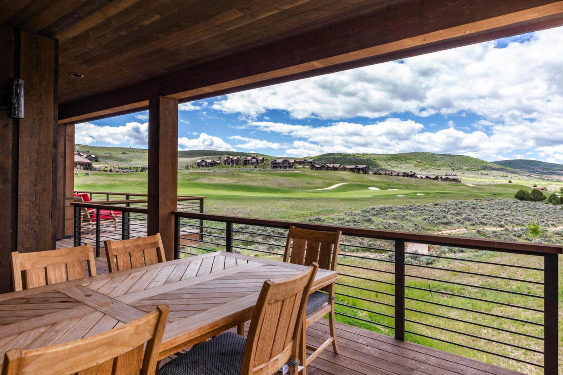 30. Single Family Homes for Sale at Expanded Juniper Cabin on 1.2 Acres at Victory Ranch! 6136 N High Plains Court #372A Heber City, Utah 84032 United States