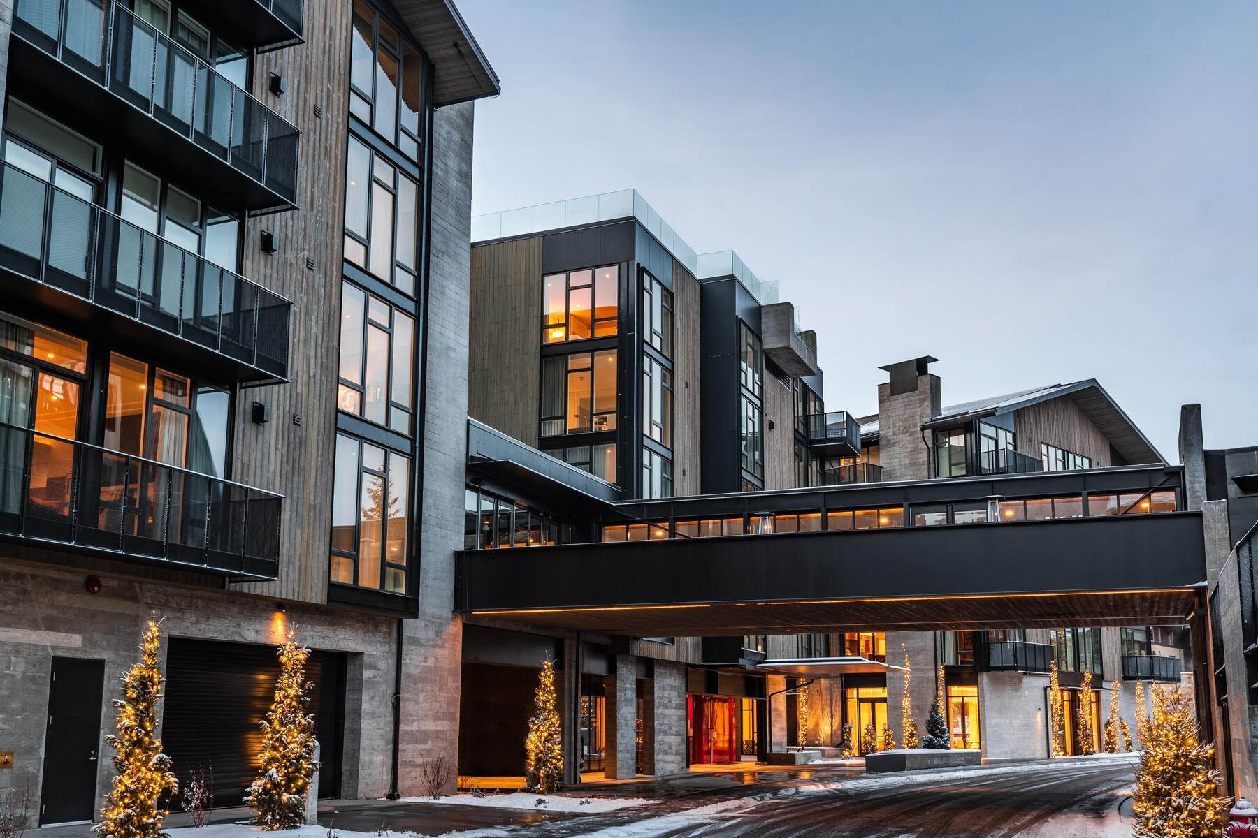 47. Condominiums for Sale at Auberge Resorts Collection Luxury Residences in Deer Valleys Silver Lake Village 7520 Royal Street, Unit 322 Park City, Utah 84060 United States