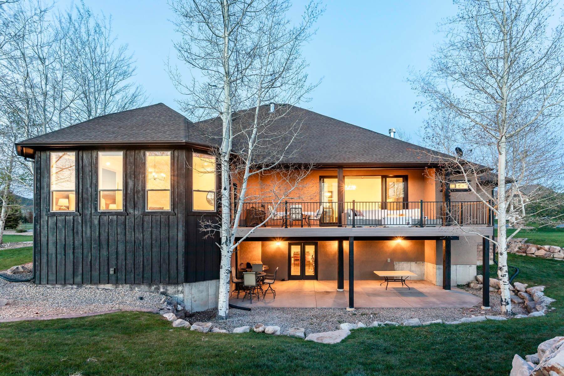 45. Single Family Homes for Sale at Completely Updated 2022 Remodel on a One Acre Cul-de-Sac Location 5425 N Estates Lane Oakley, Utah 84055 United States