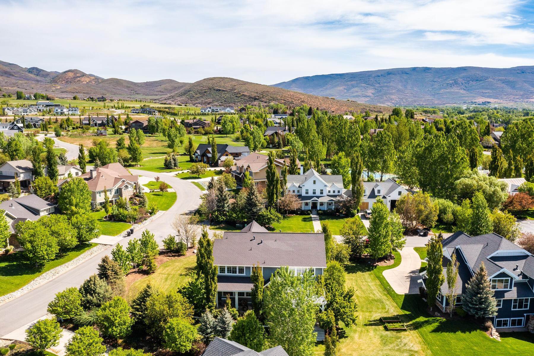 45. Single Family Homes for Sale at Classic Style Midway Home with Architectural Details and Mountain Vistas 710 Dutch Hills Dr Midway, Utah 84049 United States