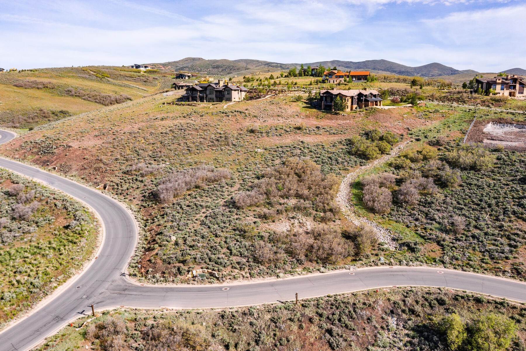 25. Land for Sale at Large Corner Lot with Deer Valley & Golf Course Views! 3727 E Tuhaye Hollow Heber City, Utah 84032 United States