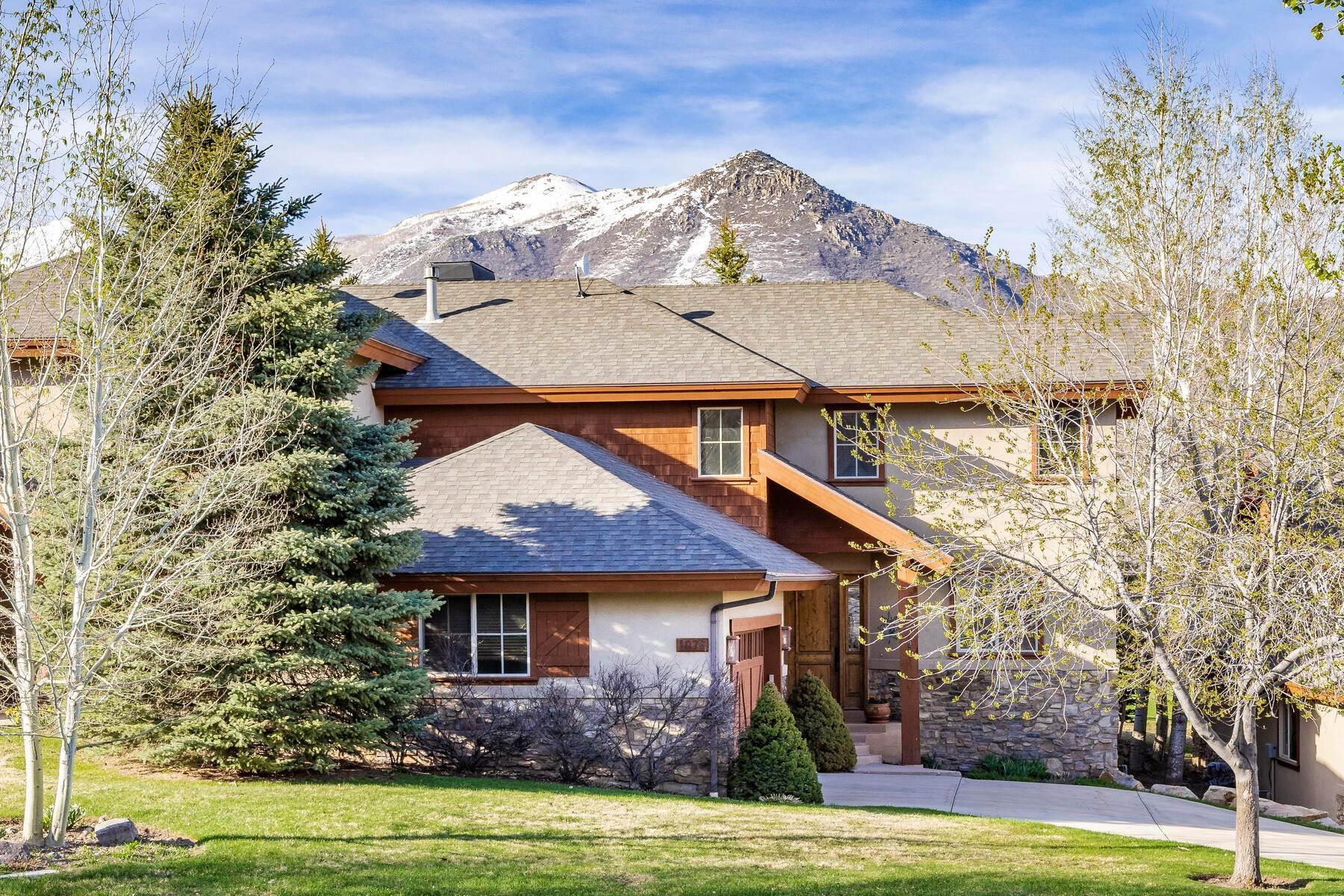 Townhouse for Sale at Awesome Turnberry Home on Homestead Golf Course 1076 W Lime Canyon Rd Midway, Utah 84049 United States