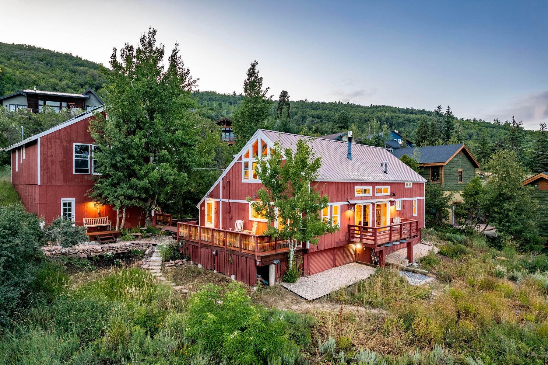 Single Family Homes for Sale at Classic Mountain Home in a Magical Setting 8808 Northcove Drive Park City, Utah 84098 United States