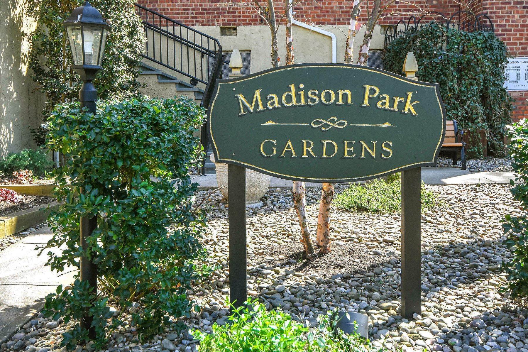 Co-op Properties for Sale at 7 Madison Street, Port Washington, NY, 11050 7 Madison Street, Unit# 7L Port Washington, New York 11050 United States