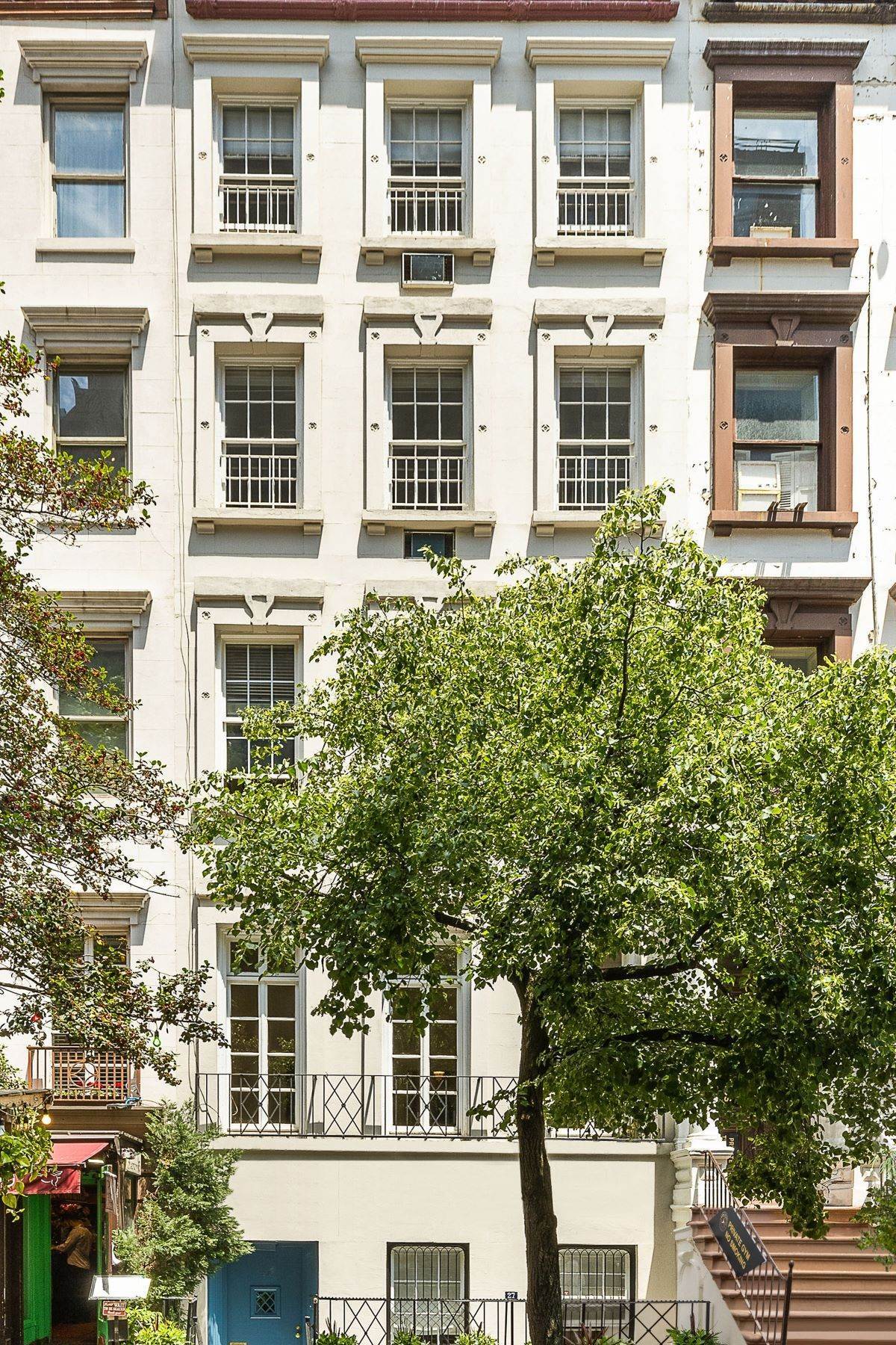 Townhouse for Sale at 27 East 73rd Street New York, New York 10021 United States