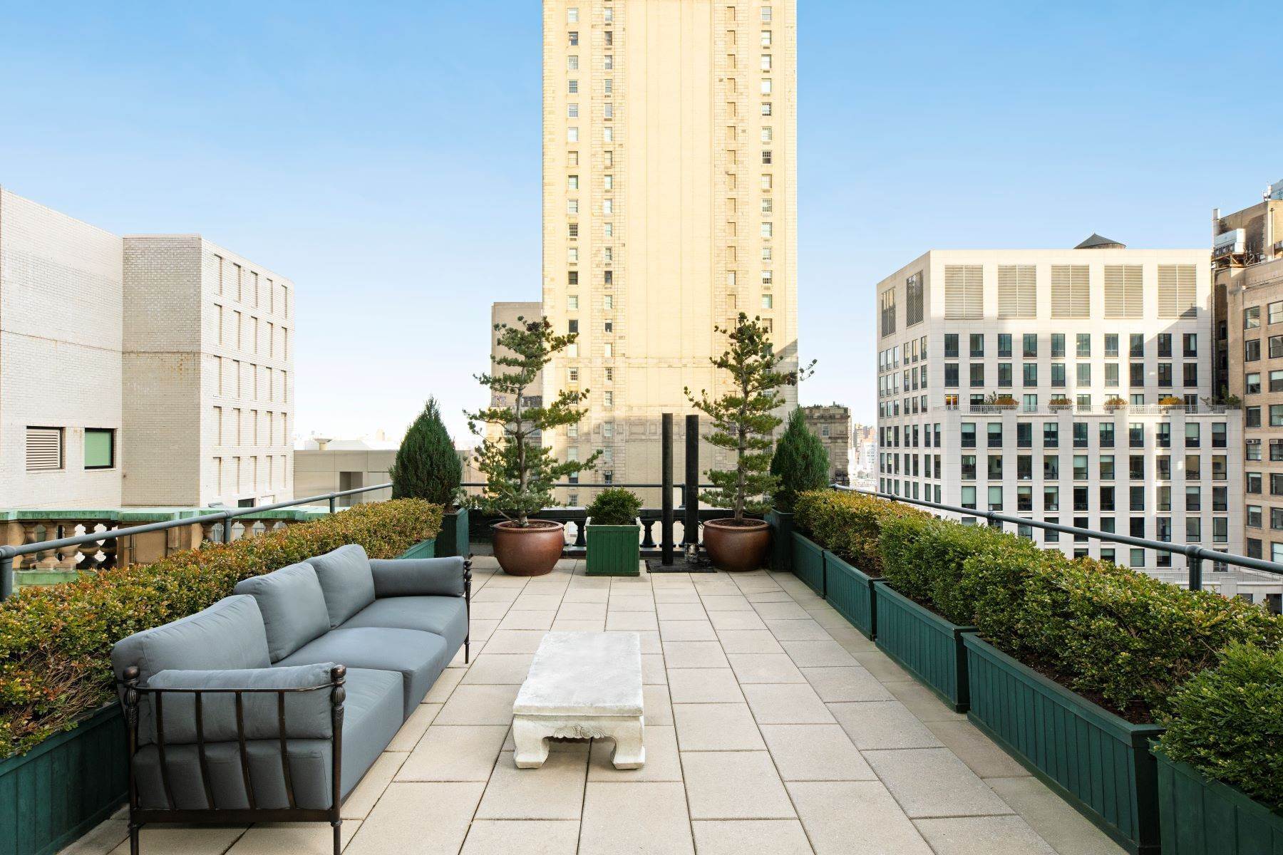 7. Co-op Properties for Sale at 781 Fifth Avenue, 18FL New York, New York 10022 United States