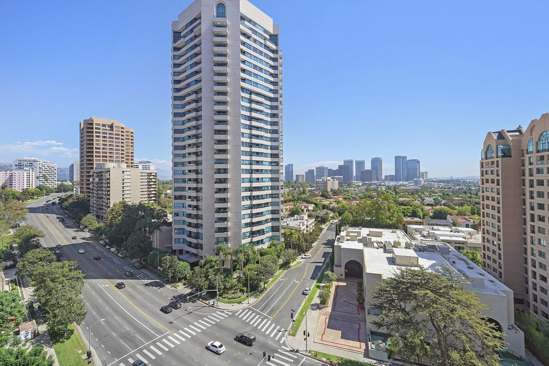 Condominiums for Sale at 10501 Wilshire Boulevard, Unit 1406 10501 Wilshire Boulevard, 1406 Los Angeles, California 90024 United States