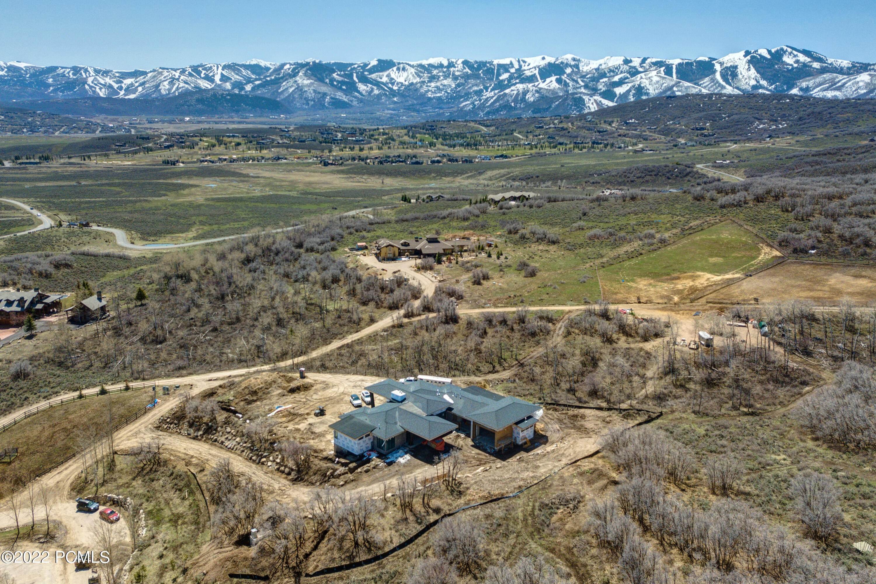 25. Single Family Homes for Sale at 385 Goshawk Ranch Road Park City, Utah 84098 United States