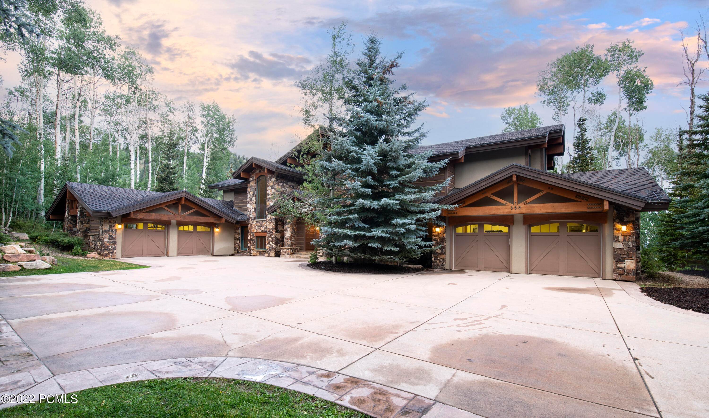 39. Single Family Homes for Sale at 58 White Pine Canyon Road Park City, Utah 84060 United States