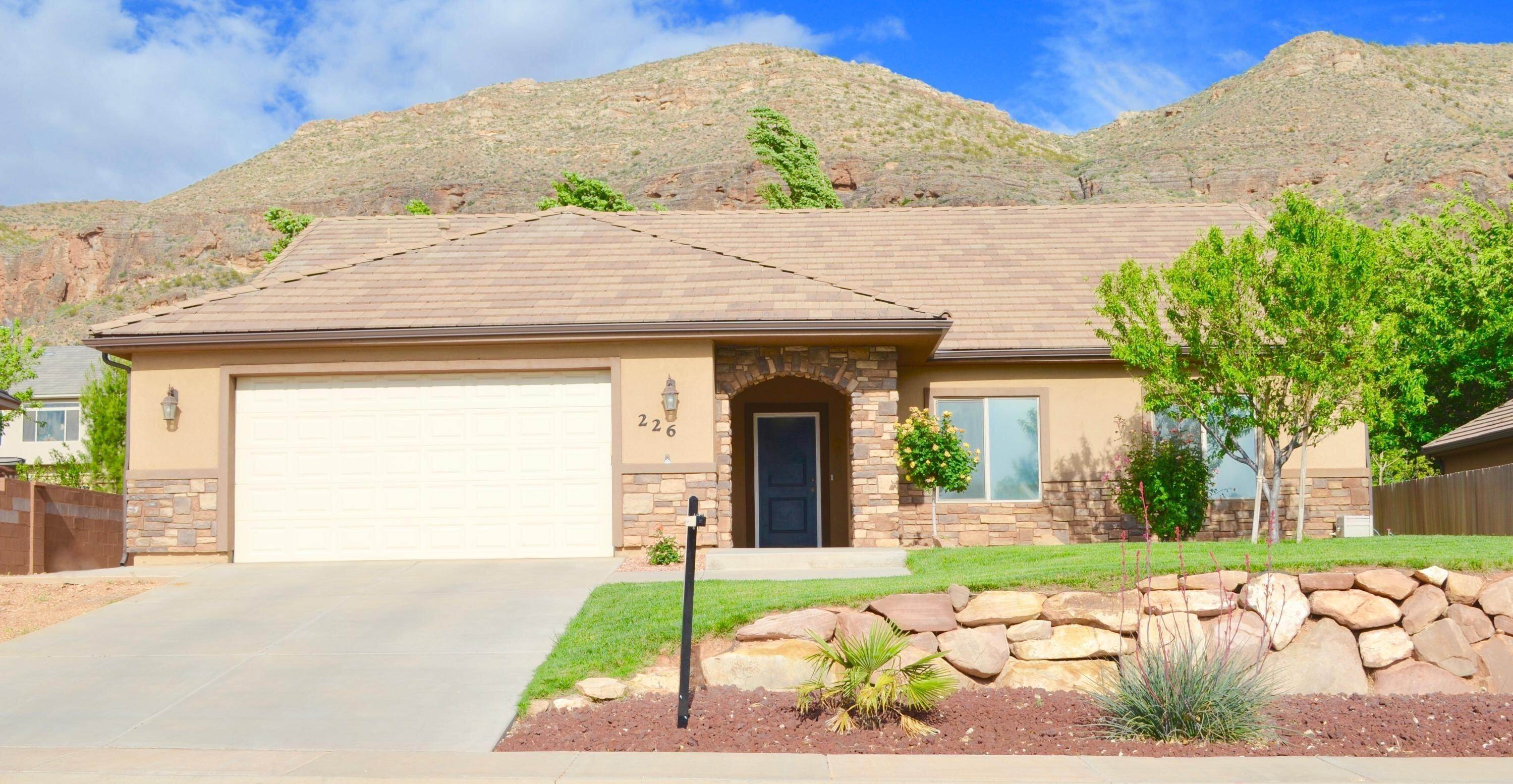 Single Family Homes for Sale at 226 80 La Verkin, Utah 84745 United States