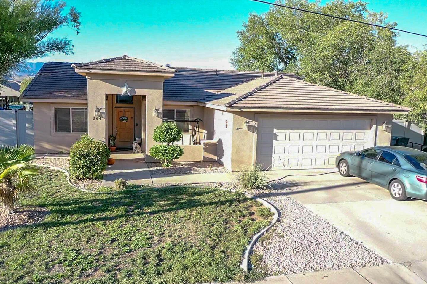 2. Single Family Homes for Sale at 264 600 La Verkin, Utah 84745 United States