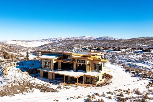 7. Single Family Homes for Sale at 6704 PAINTED VALLEY PASS Park City, Utah 84098 United States