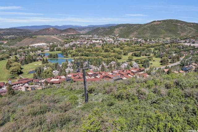 35. Townhouse for Sale at 1825 THREE KINGS Drive Park City, Utah 84060 United States