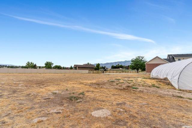 48. Single Family Homes for Sale at 9138 DEERFIELD Circle Eagle Mountain, Utah 84005 United States