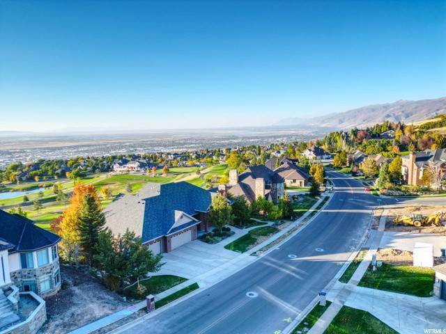 40. Single Family Homes for Sale at 515 TANGLEWOOD LOOP North Salt Lake, Utah 84054 United States