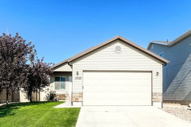 Single Family Homes for Sale at 3717 BOUNTIFUL Lane Eagle Mountain, Utah 84005 United States