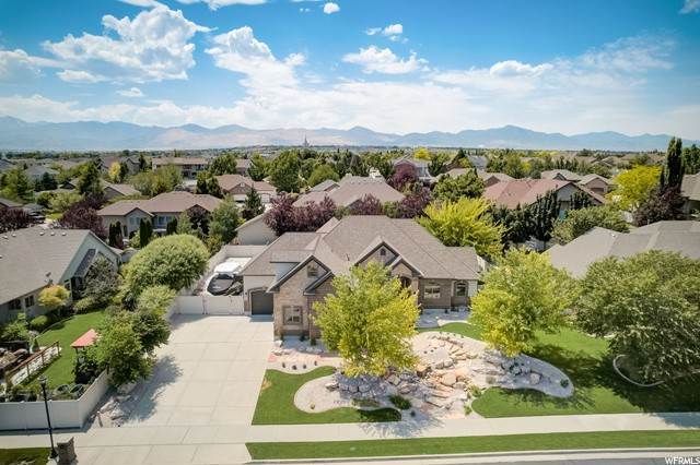 50. Single Family Homes for Sale at 10942 SCOTTY Drive South Jordan, Utah 84095 United States