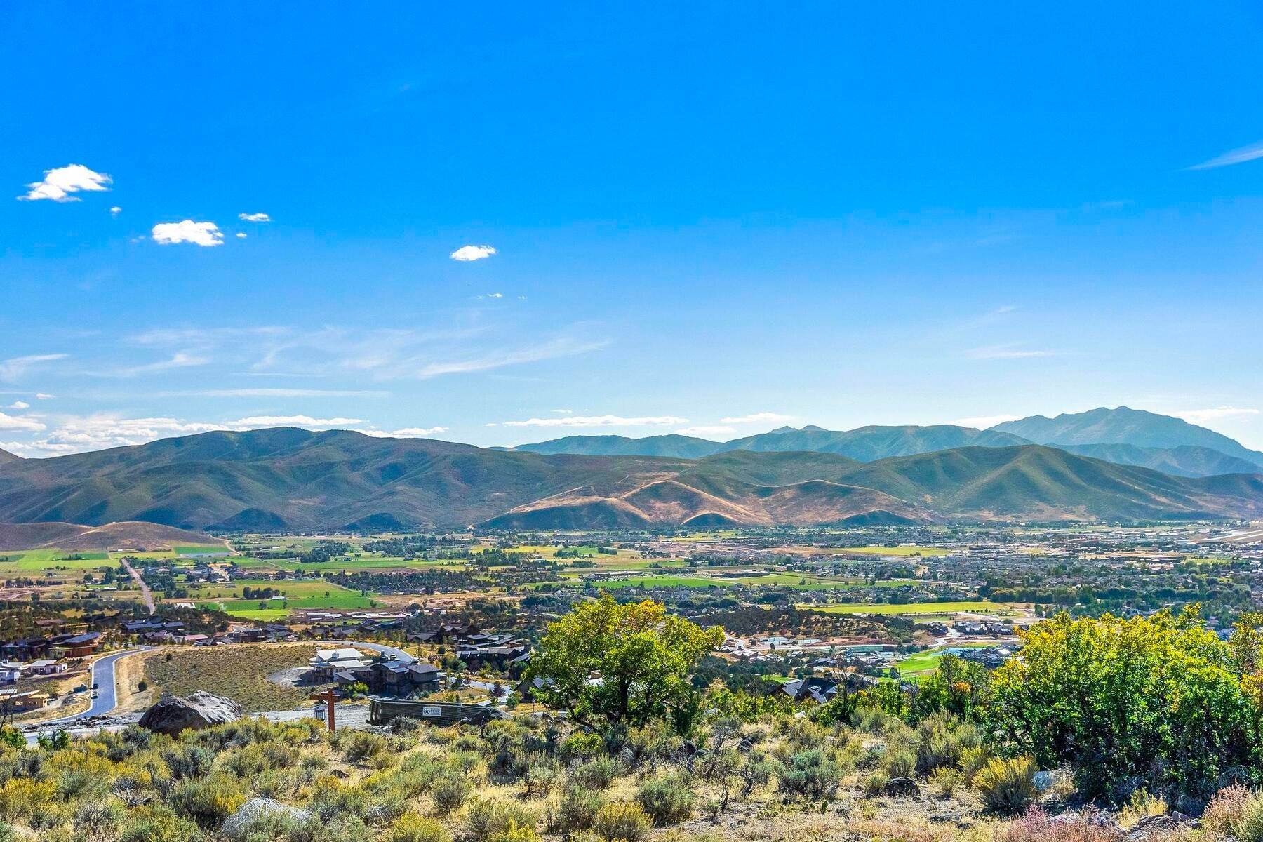 33. Land for Sale at One-Acre Homesite In Red Ledges With Breathtaking Views 1647 North A1 Peak Circle, Lot 562 Heber City, Utah 84032 United States