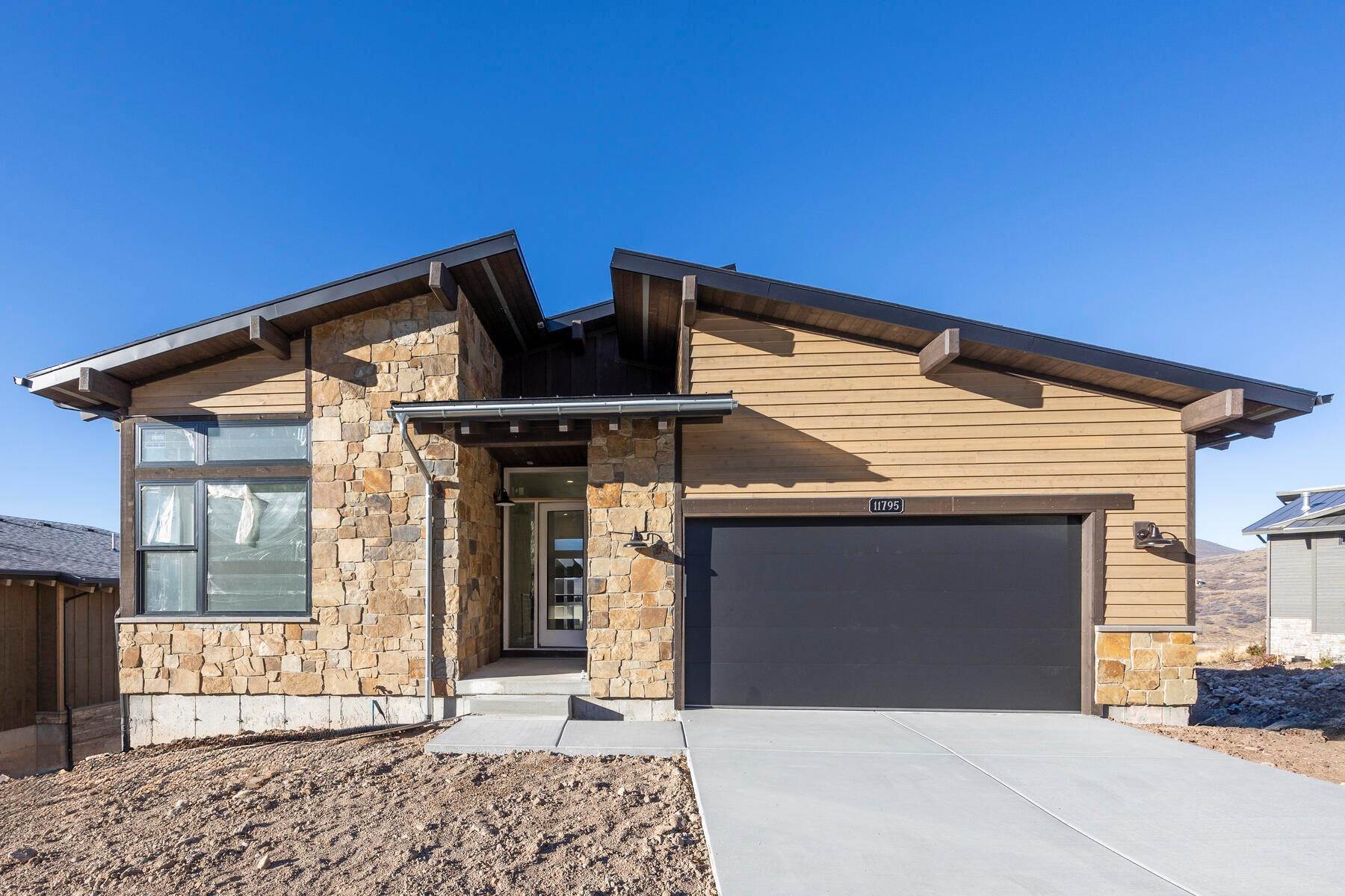 Single Family Homes for Sale at Lakeside Single Family Homeownership In Hideout 11795 N Star Gazer Circle, Lot 104 Hideout Canyon, Utah 84036 United States