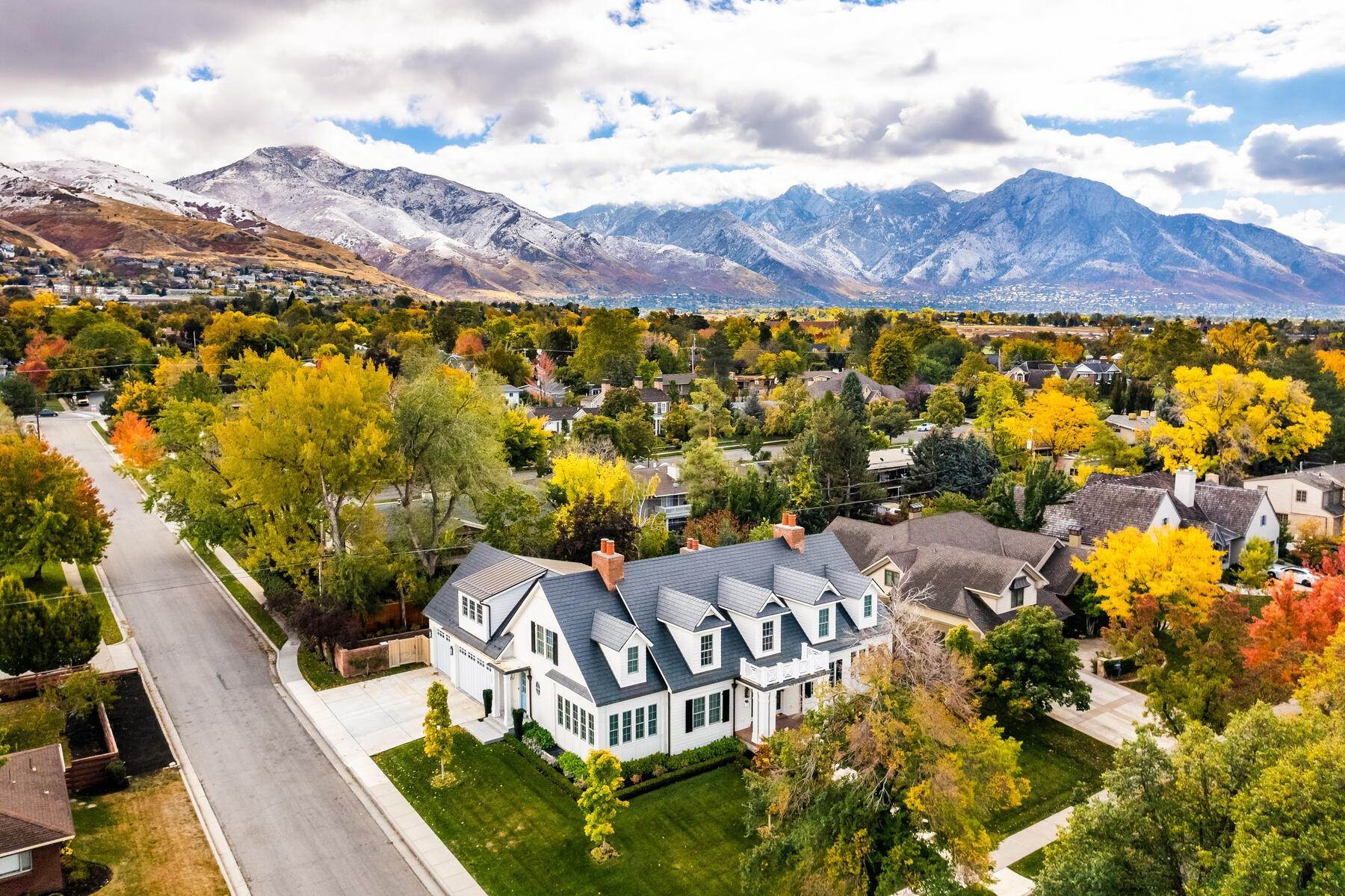 4. Single Family Homes for Sale at A Stunning Country Club Two-Story Cape Cod 2291 S Berkeley St Salt Lake City, Utah 84109 United States