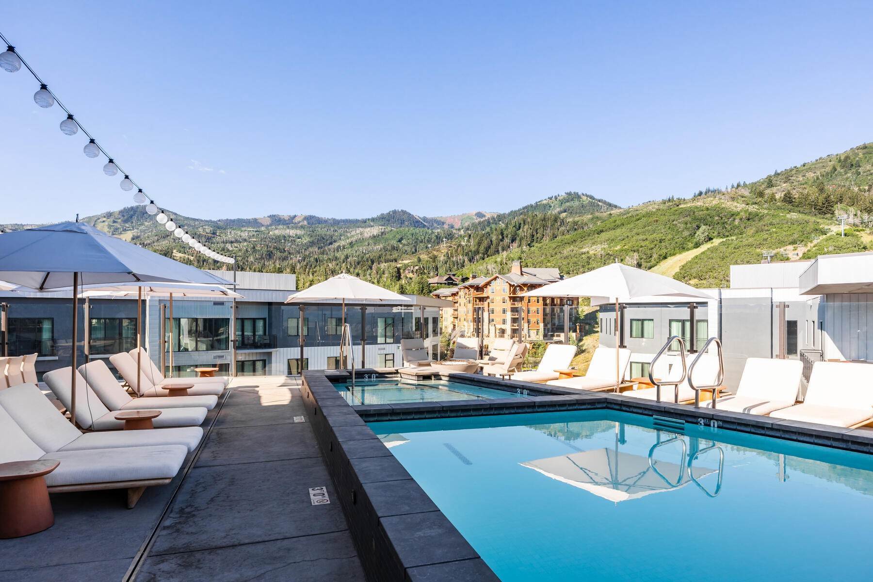 27. Condominiums for Sale at Premium Top Floor Pendry . Up to 12 ft Ceilings . Ski Resort & Pool Deck Views 2417 W High Mountain Road #3605 Park City, Utah 84098 United States