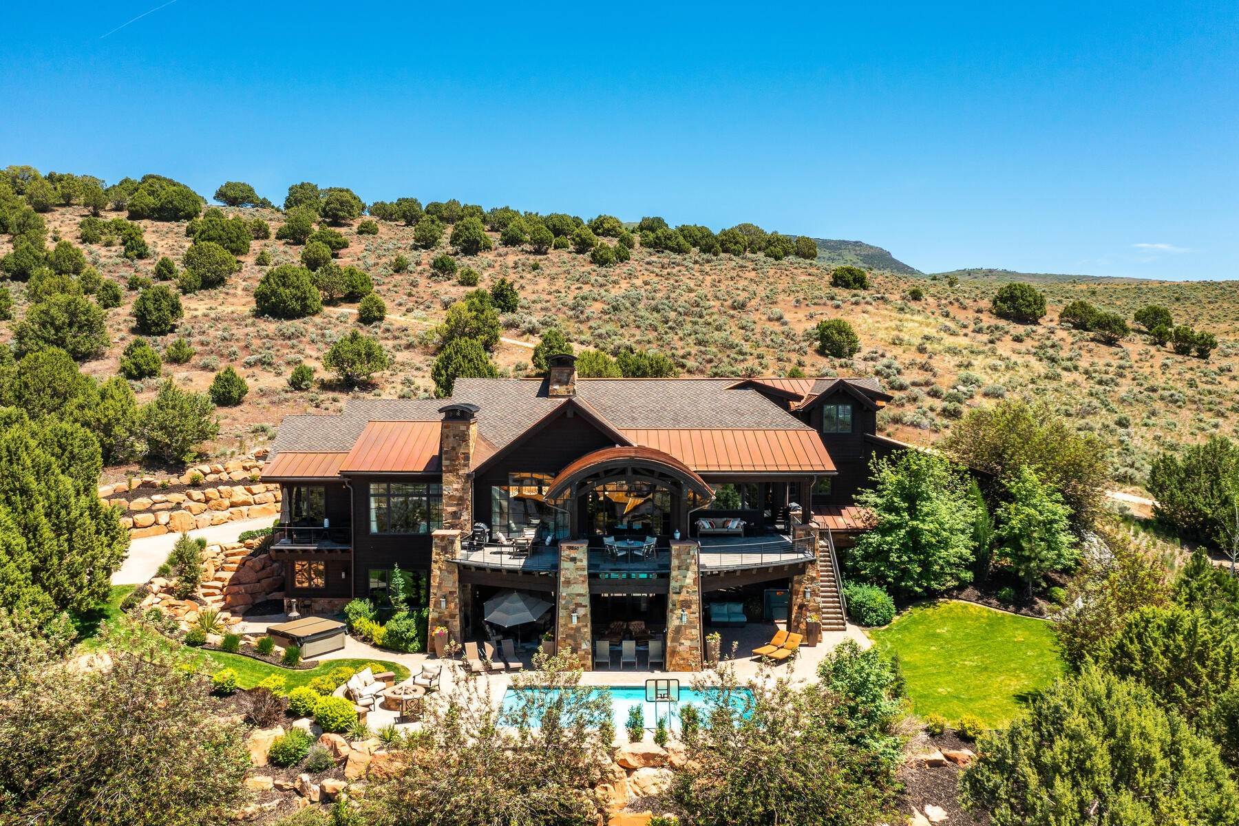 3. Single Family Homes for Sale at Stunning Michael Upwall Design Home in Red Ledges! 3250 E Horsehead Peak Ct Heber City, Utah 84032 United States