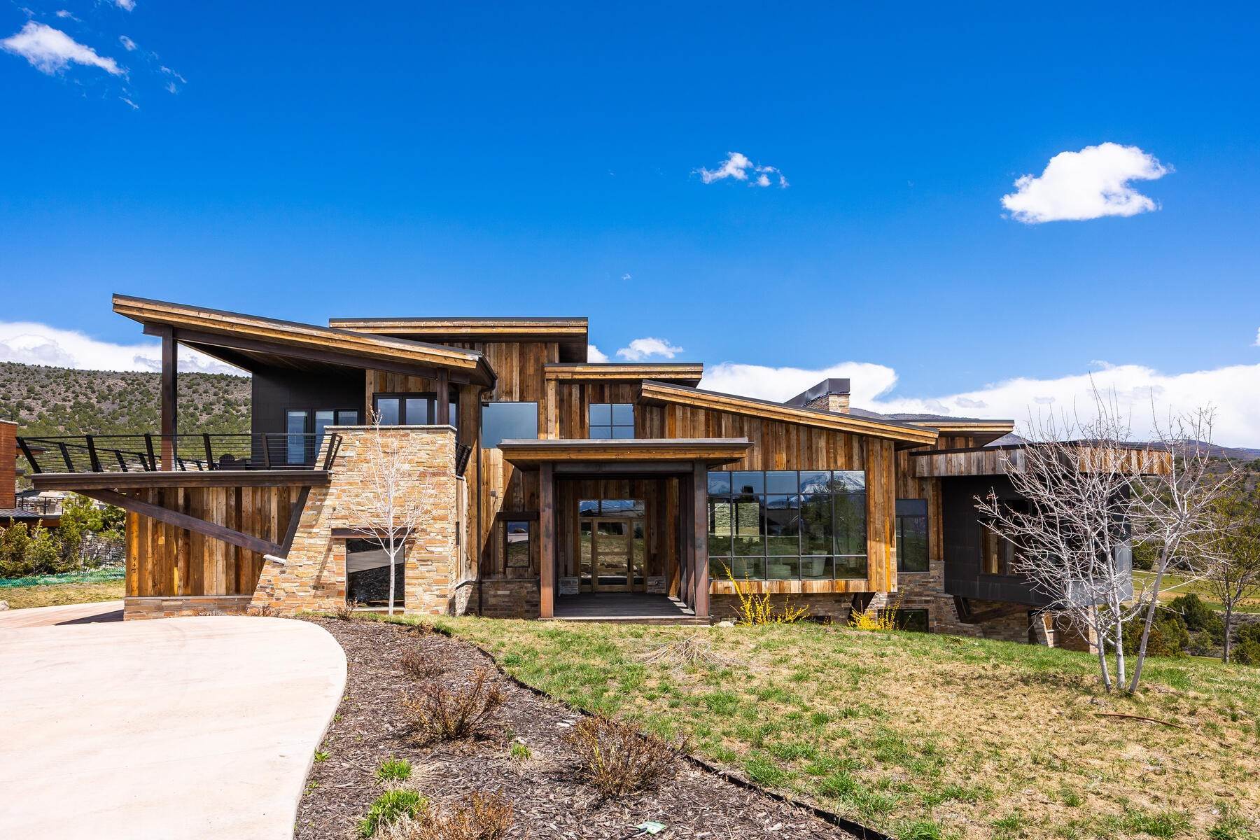 Single Family Homes for Sale at Stunning Mountain Modern Home In Red Ledges 942 N Explorer Peak Dr Heber City, Utah 84032 United States