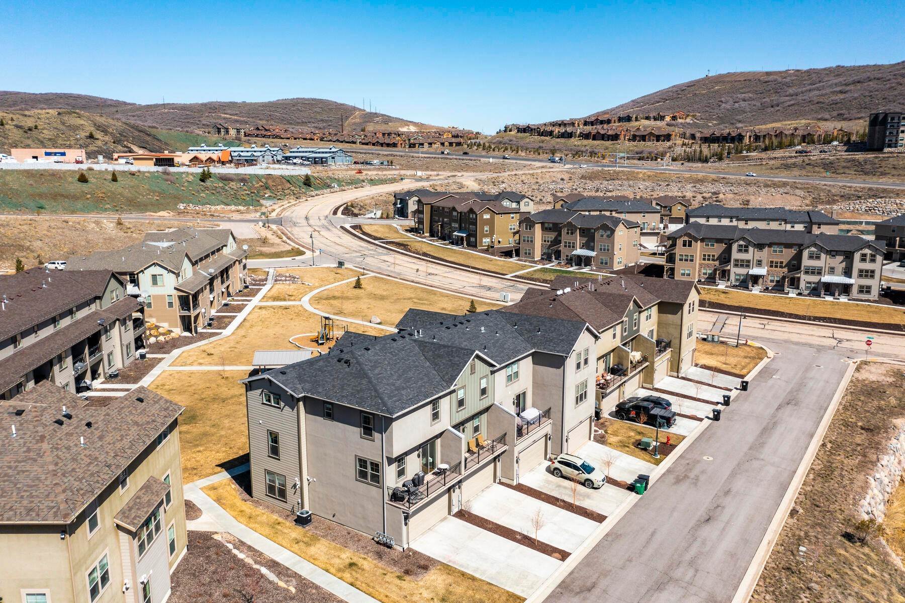 32. Townhouse for Sale at 4 Bedroom Minutes from Park City 1052 Cattail Ct, Unit #E1 Kamas, Utah 84036 United States