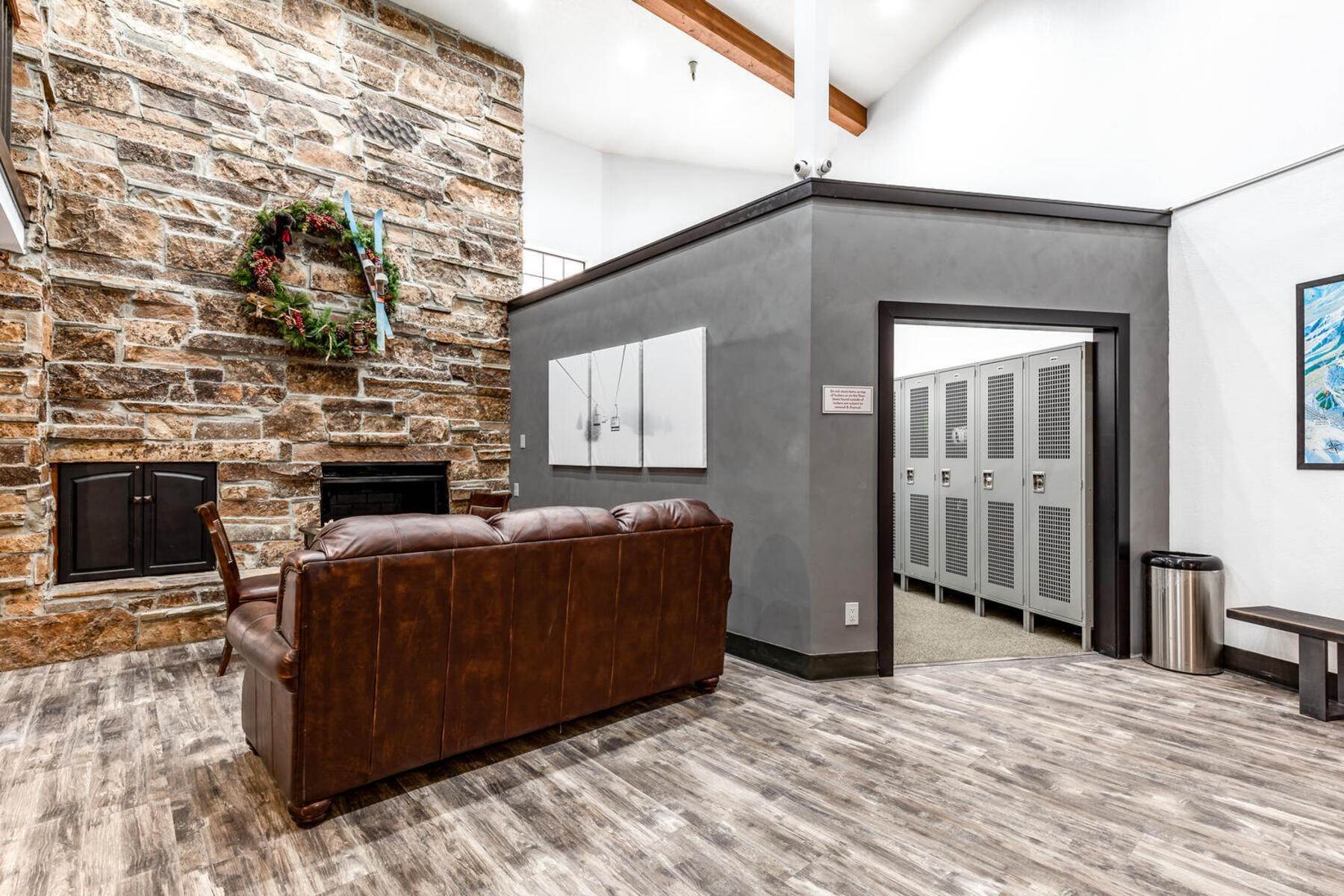 16. Condominiums for Sale at Cozy Retreat in the Heart of Park City 1940 Prospector Ave # 328 Park City, Utah 84060 United States
