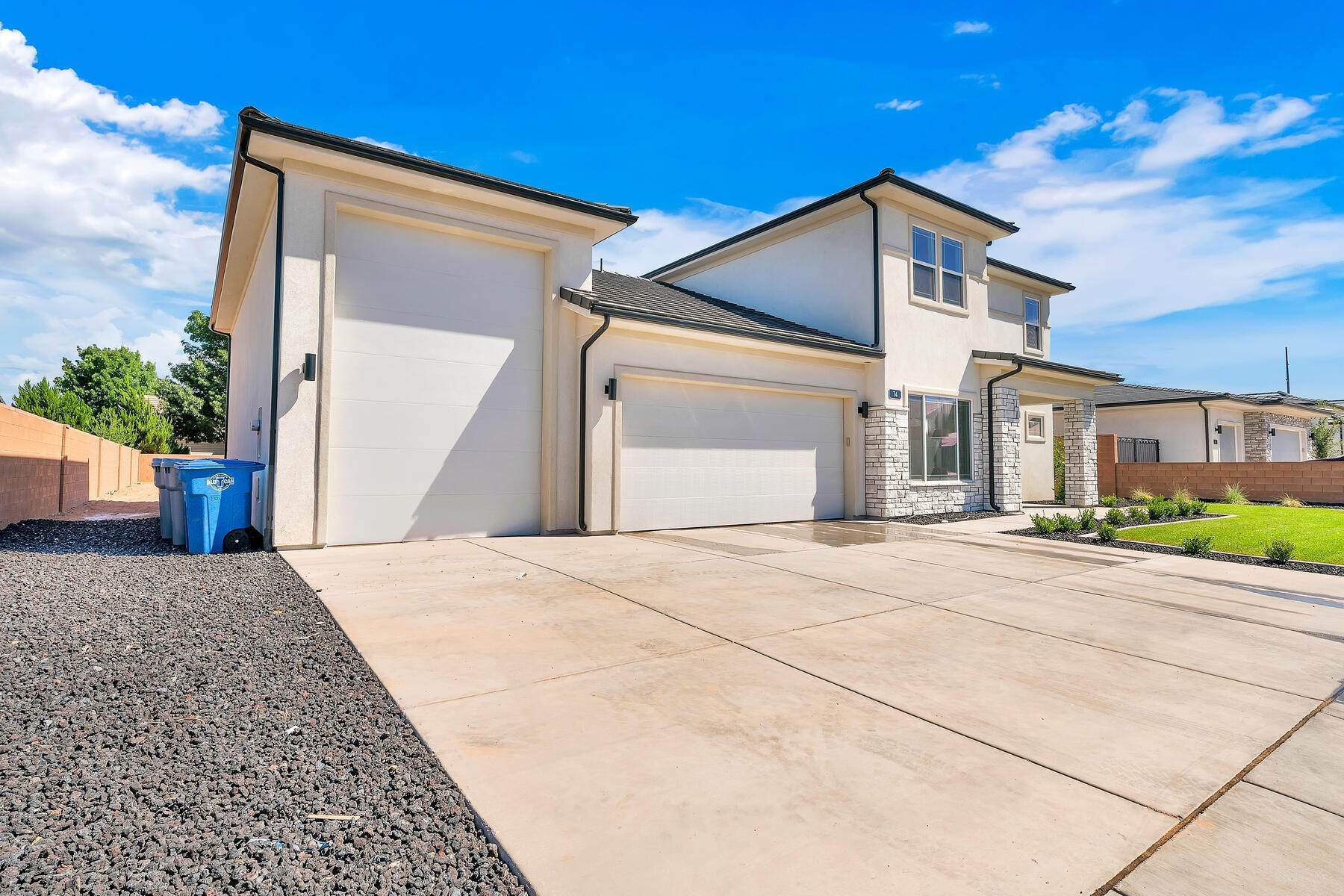 31. Single Family Homes for Sale at Welcome To Shooting Star, Up And Coming Subdivision In Washington Fields! 1589 E Centaurus Way, Lot 91 Washington, Utah 84780 United States