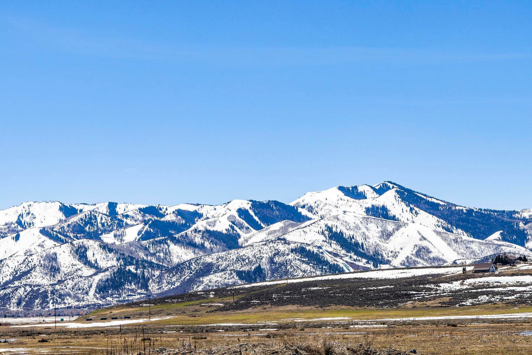 18. Land for Sale at Big Views, Convenient Location on 8.4 Flat Acres in Park City School District 7045 N Greenfield Drive, Lot 2 Park City, Utah 84098 United States