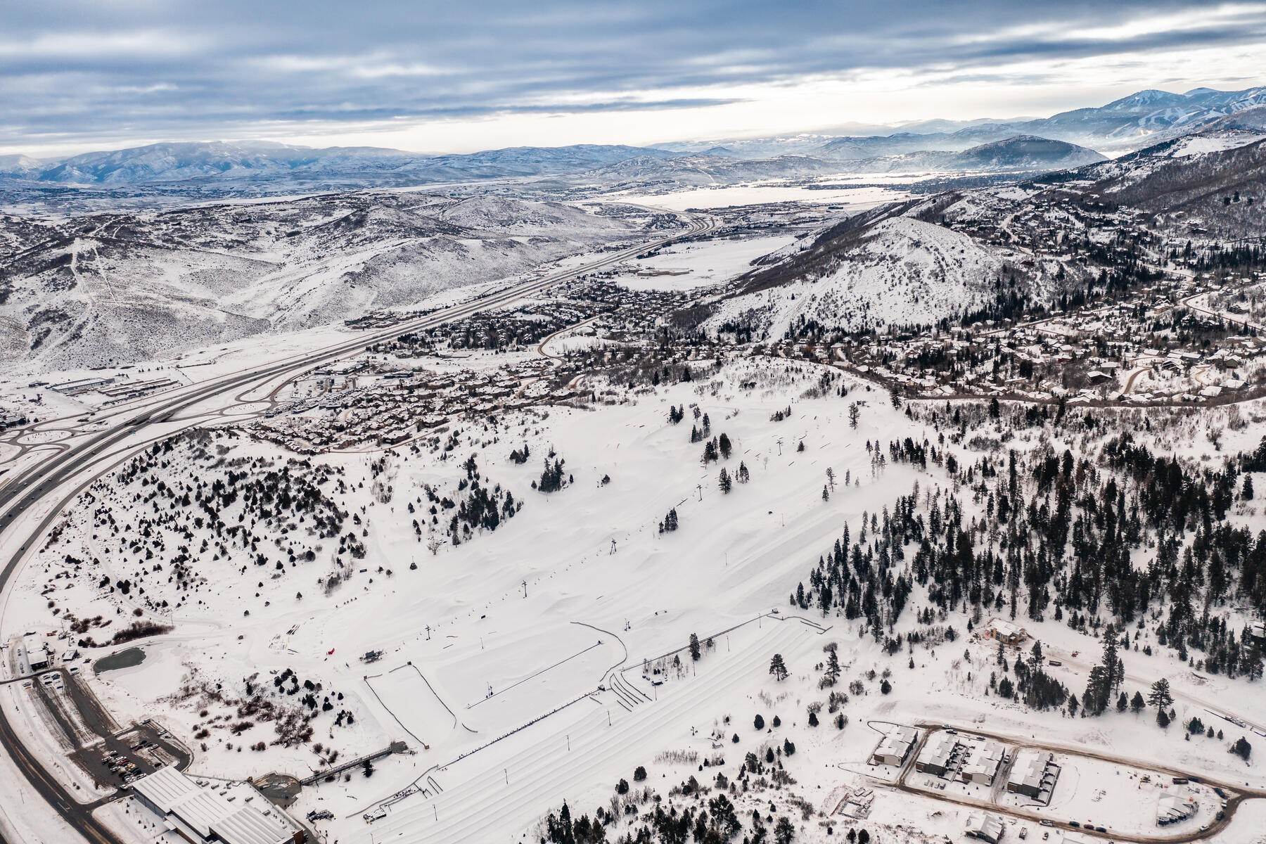 27. Land for Sale at A Park City Residential Development Surrounded By 1,000 Acres Of Open Space 4043 W Crest Court, Lot 309 Park City, Utah 84098 United States