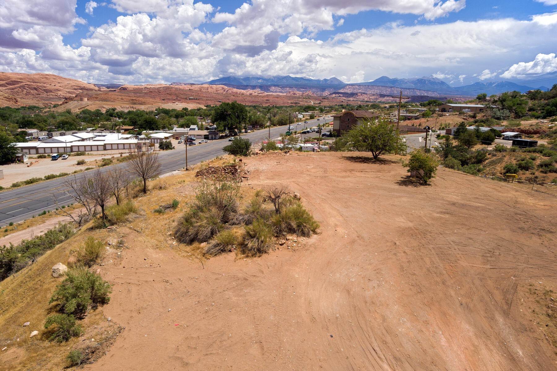 3. Land for Sale at Fantastic Unobstructed Views of The La Sal Mountains 1230 S Highway 191 Moab, Utah 84532 United States