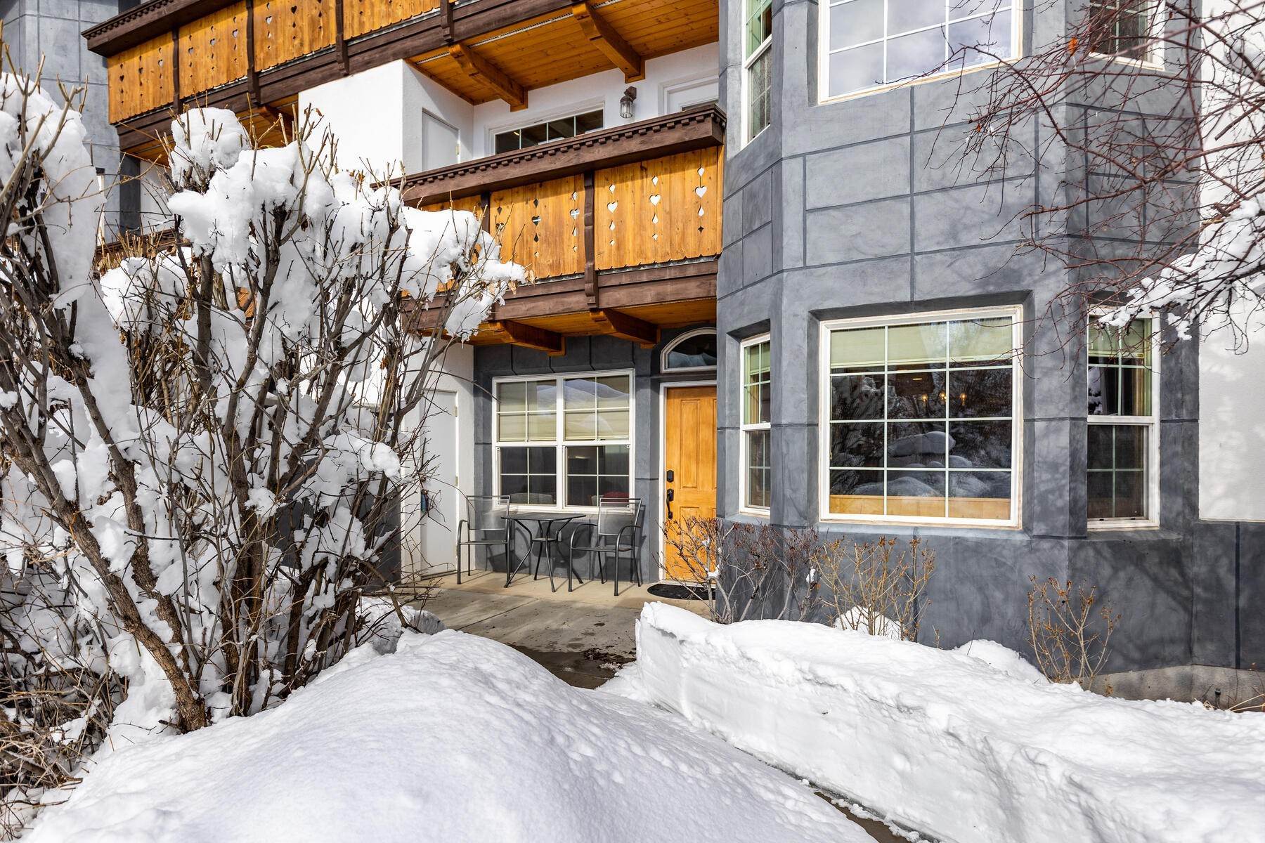 Single Family Homes for Sale at Get Away Today to the Secluded Swiss-themed Zermatt Resort 781 W Pot Rock Rd Midway, Utah 84049 United States