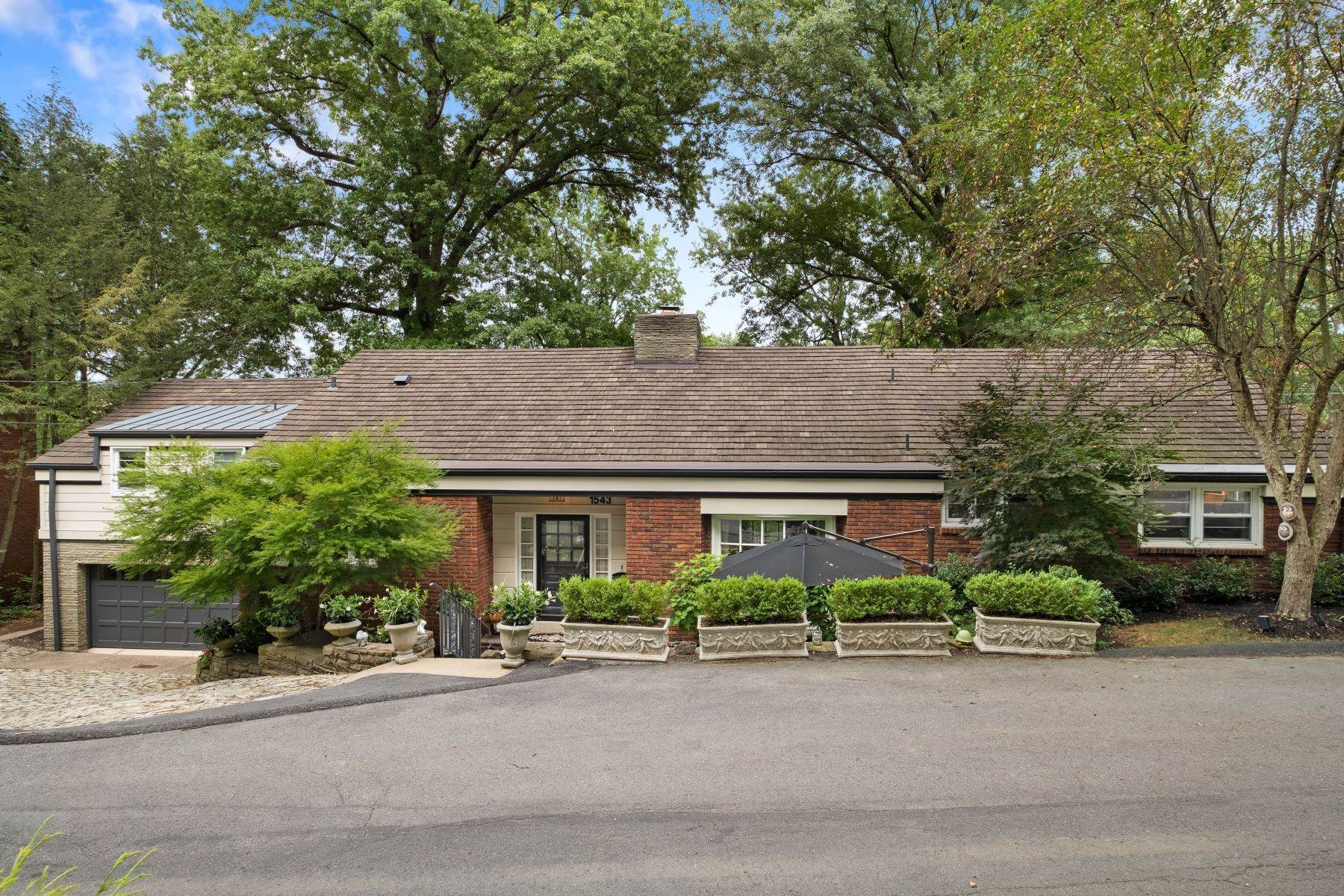 1. Single Family Homes for Sale at Modern Rambler in Mt Lebanon 1543 Osage Lane Mount Lebanon, Pennsylvania 15243 United States