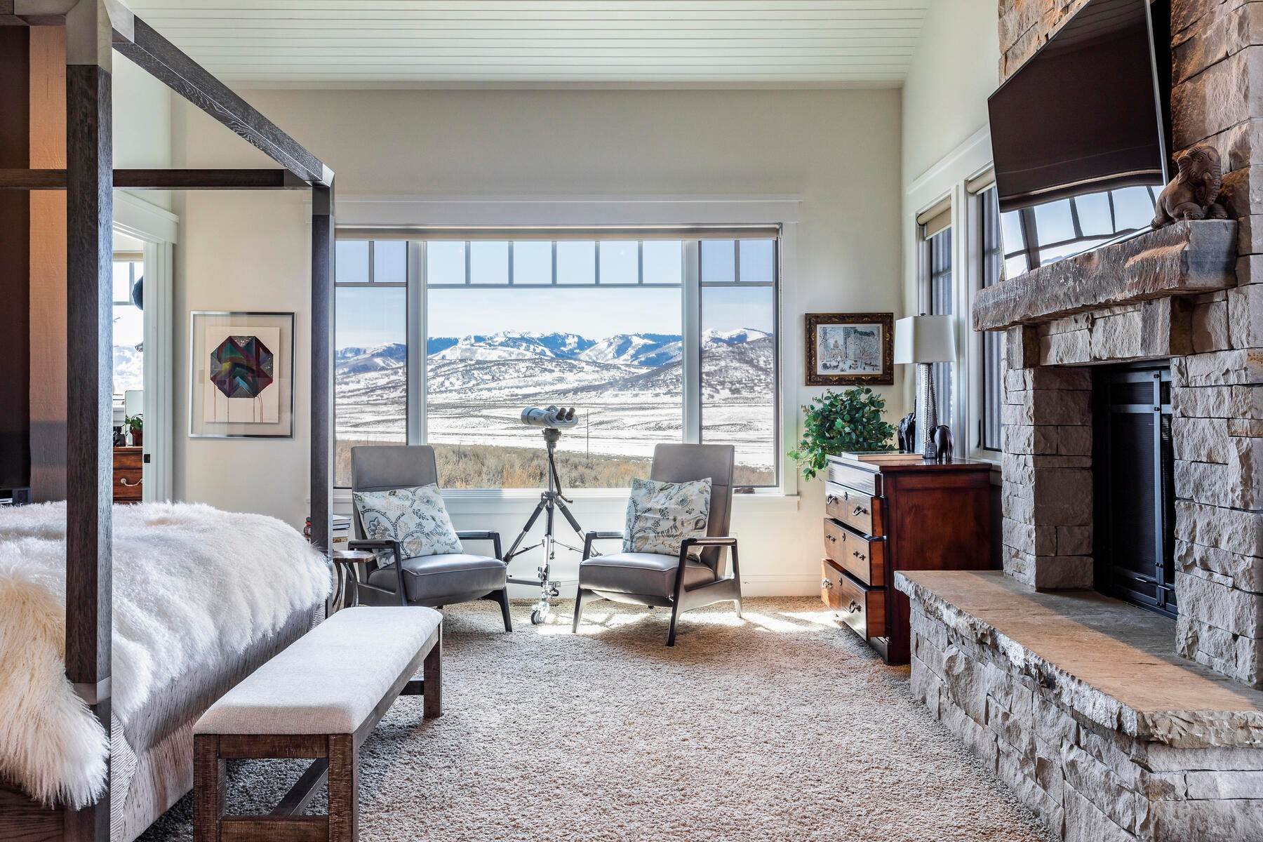 14. Single Family Homes for Sale at A beautifully timber designed home located at the southwest edge of Promontory 6068 Dakota Trl Park City, Utah 84098 United States
