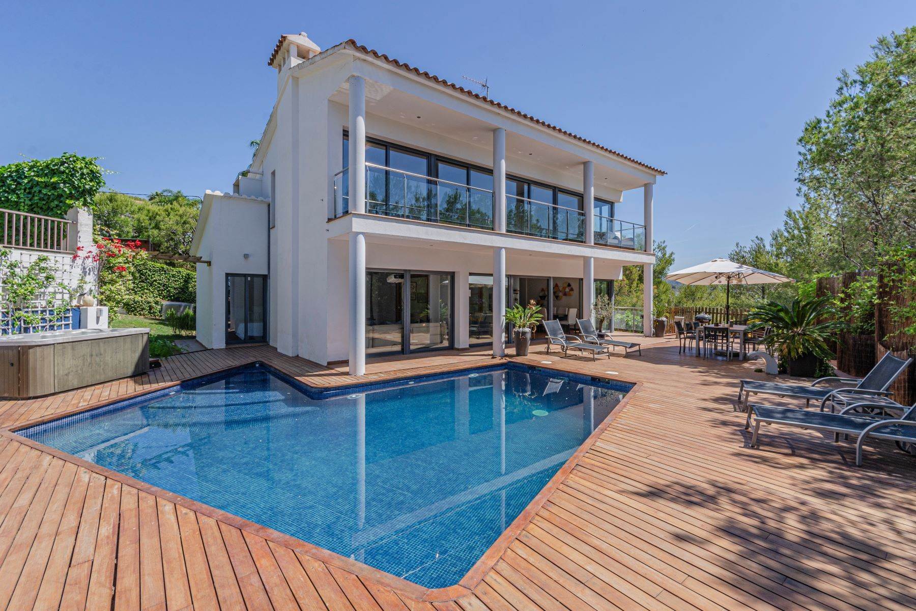 Property for Sale at Superb 4 bedrooms villa on the hills of Vallpineda Other Costa Brava, Costa Brava 08870 Spain