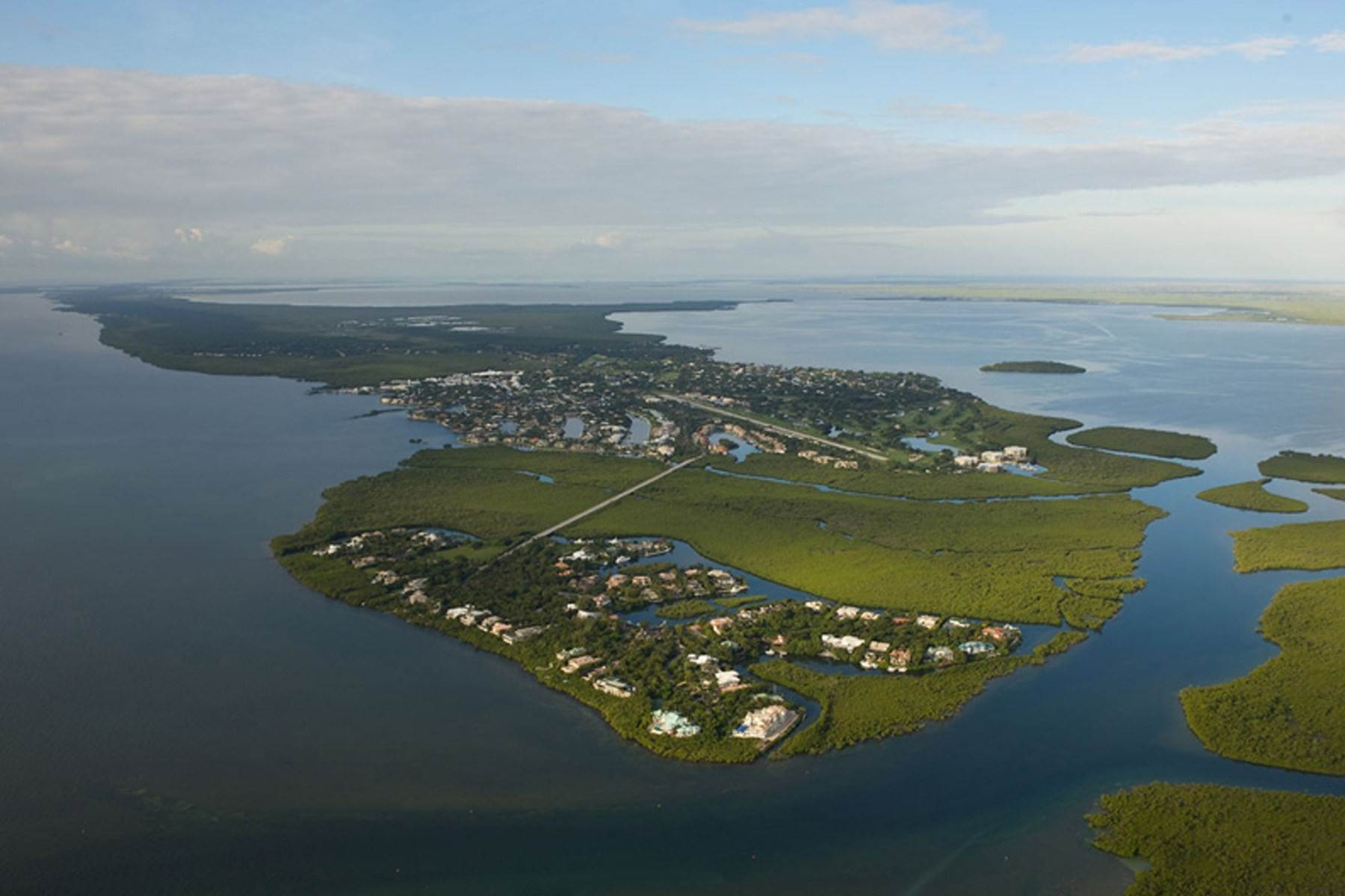 4. Property for Sale at 201 Ocean Reef Drive, #DS-19, Key Largo, FL 201 Ocean Reef Drive, DS-19 Key Largo, Florida 33037 United States