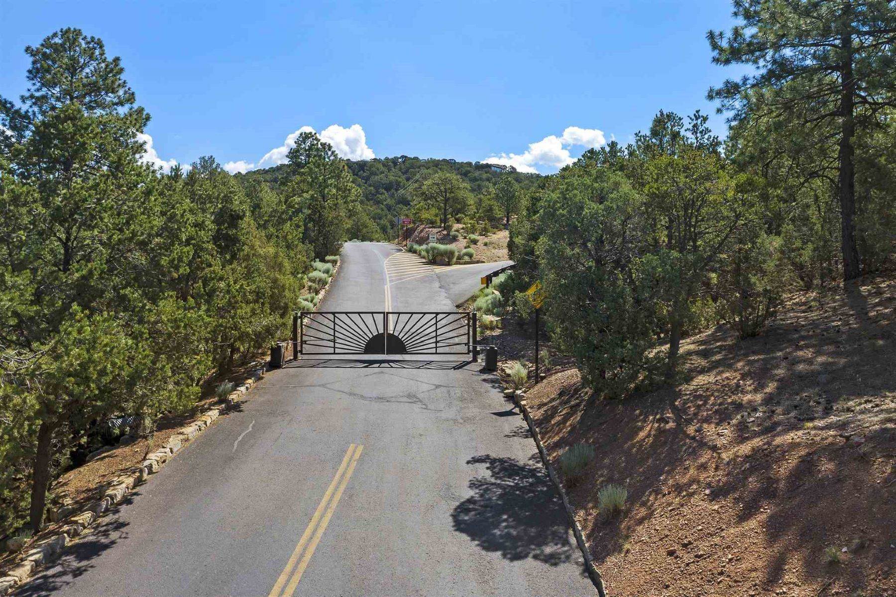 18. Land for Sale at 1236 S Summit Dr Lot 11A 1236 S Summit Drive, Lot 11A Santa Fe, New Mexico 87501 United States