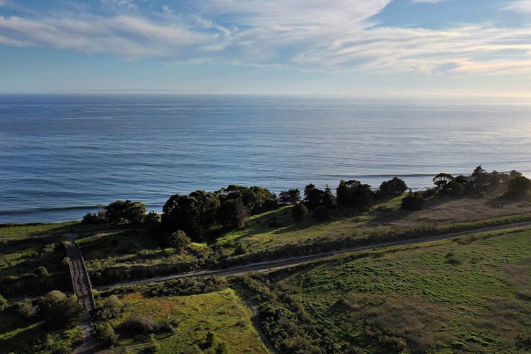 27. Land for Sale at Paradiso Del Mare Ocean Frontage 9525 Calle Real Goleta, California 93117 United States