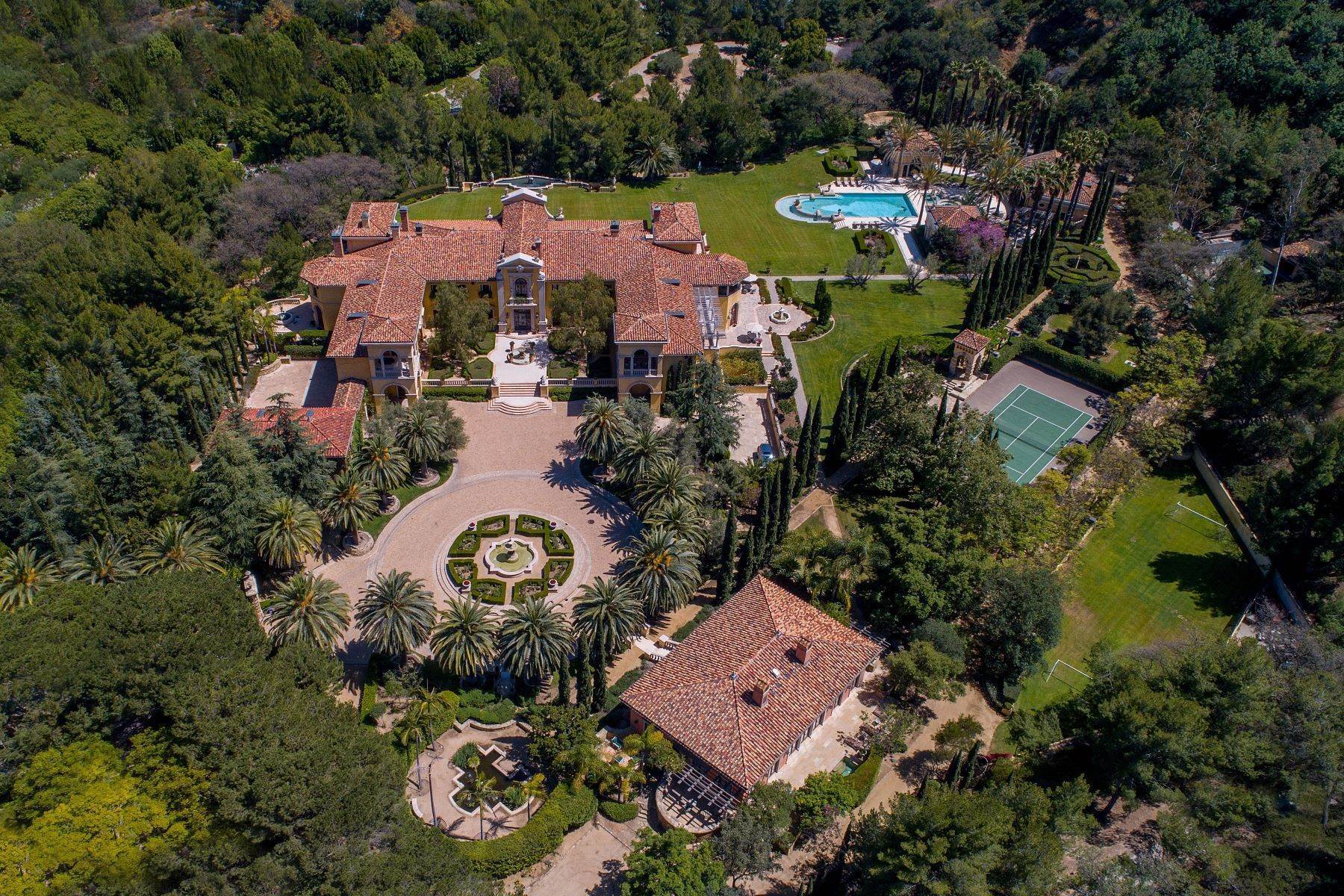 6. Single Family Homes at 67 Beverly Park Court, 67,68, 69 Beverly Hills, California 90210 United States